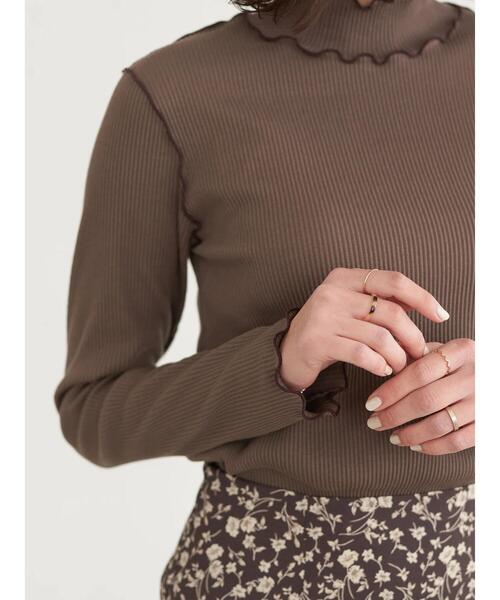 earth music&ecology（アースミュージックアンドエコロジー）の「リブメローカットソー＊（その他トップス・レディース・ブラック/ブルー/アイボリー/モカ・S/M）」の11枚目の写真