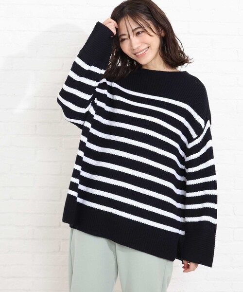 SHOO・LA・RUE（シューラルー）の「◆畦編みボーダー柄ふんわりゆるニット（ニット/セーター・レディース・ベージュ系2/ネイビー系2/ブルー系7・00）」の3枚目の写真