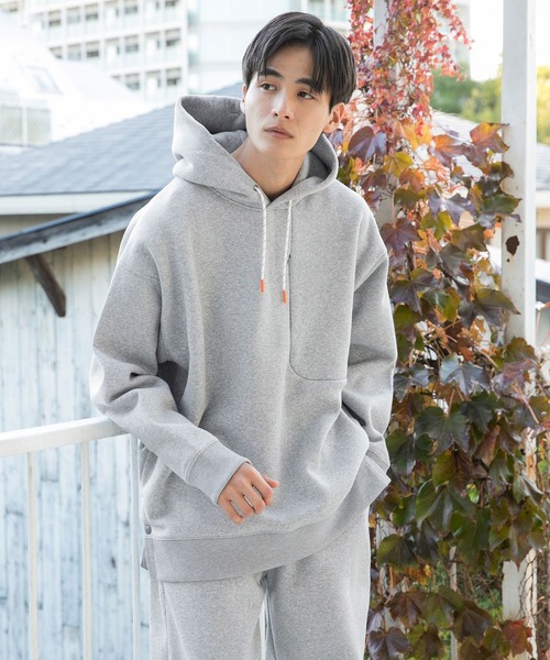 niko and...（ニコアンド）の「速乾裏パイル起毛パーカー（パーカー・メンズ・アイボリー/ライトグレー/グリーン・MEDIUM/LARGE）」の2枚目の写真