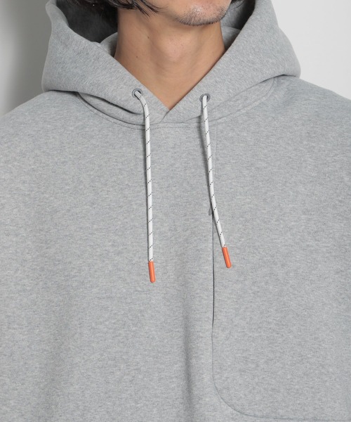 niko and...（ニコアンド）の「速乾裏パイル起毛パーカー（パーカー・メンズ・アイボリー/ライトグレー/グリーン・MEDIUM/LARGE）」の17枚目の写真