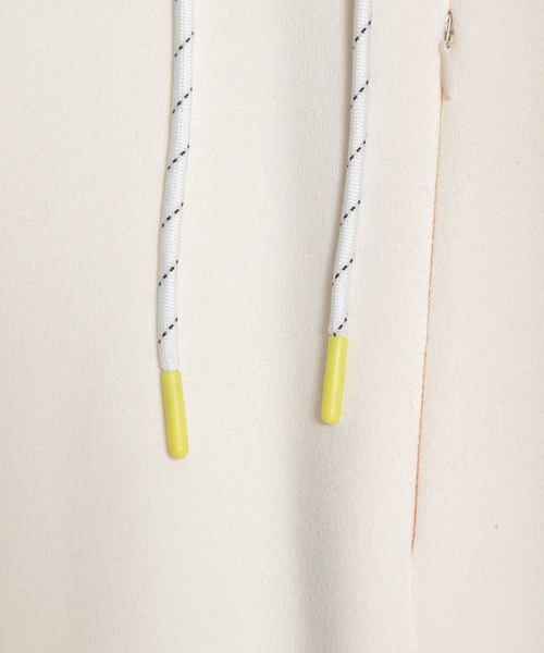 niko and...（ニコアンド）の「速乾裏パイル起毛パーカー（パーカー・メンズ・アイボリー/ライトグレー/グリーン・MEDIUM/LARGE）」の15枚目の写真