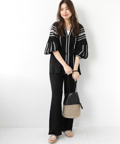 JOURNAL STANDARD relume(ジャーナルスタンダード レリューム)の「エンブロイダリースモックブラウス◆(シャツ/ブラウス・レディース・イエロー/ブラック・FREE)」の3枚目の写真