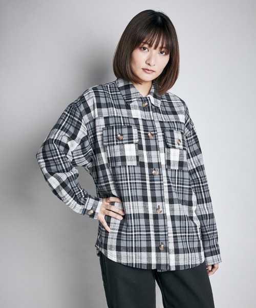 ROXY（ロキシー）の「PLAID SHIRTS/ロキシーチェックシャツ（シャツ/ブラウス・レディース・ブラック/バーガンディー・MEDIUM/LARGE）」の2枚目の写真