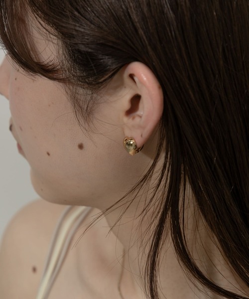 SMELLY（スメリー）の「ハートワンタッチピアス（ピアス（両耳用）・レディース・ゴールド/シルバー・-）」の8枚目の写真