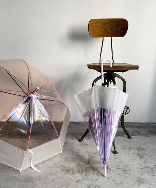 COMMON WARE(コモンウェアー)の「NT:バイカラービニール傘(長傘・レディース・ホワイト/ブラック/パープル/ピンク/ブルー/グリーン・FREE)」の8枚目の写真