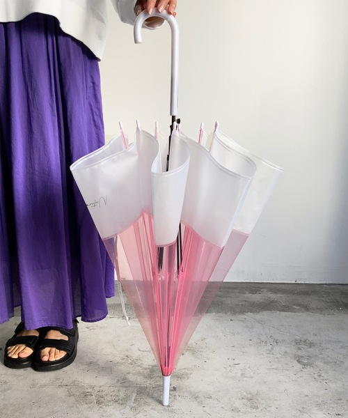 COMMON WARE(コモンウェアー)の「NT:バイカラービニール傘(長傘・レディース・ホワイト/ブラック/パープル/ピンク/ブルー/グリーン・FREE)」の20枚目の写真