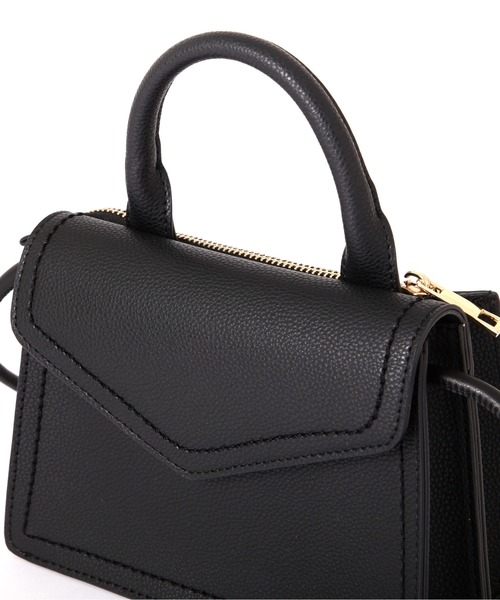 NATURAL BEAUTY BASIC（ナチュラルビューティーベーシック）の「トラペーズステッチポシェット（ショルダーバッグ・レディース・ブラック/オフホワイト/オレンジ・ﾌﾘ-）」の10枚目の写真