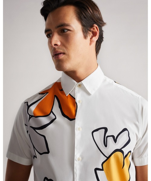 Ted Baker（テッドベーカー）の「OLYMPIK フローラルプリント シャツ（シャツ/ブラウス・メンズ・ホワイト・2/4/3/5）」の4枚目の写真