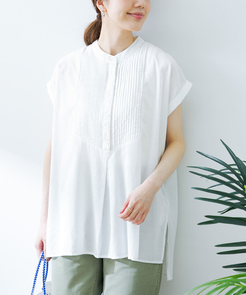 URBAN RESEARCH Sonny Label（アーバンリサーチサニーレーベル）の「エアリーコットンピンタックドレスシャツ（シャツ/ブラウス・レディース・ブラック/グリーン/ベージュ系その他/オフホワイト・FREE）」の2枚目の写真