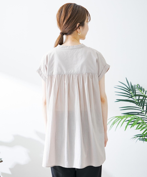 URBAN RESEARCH Sonny Label（アーバンリサーチサニーレーベル）の「エアリーコットンピンタックドレスシャツ（シャツ/ブラウス・レディース・ブラック/グリーン/ベージュ系その他/オフホワイト・FREE）」の21枚目の写真