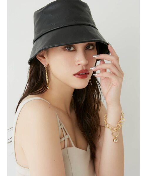 GYDA(ジェイダ)の「GG PATTERNエンボスバケットハット(ハット・レディース・オフホワイト/ブラック・FREE)」の10枚目の写真