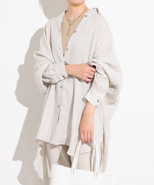 OUVRAGE CLASSE（ウヴラージュクラス）の「リネンカラービッグシャツ（シャツ/ブラウス・レディース・ラベンダー/イエロー/ホワイト/ベージュ・FREE）」の3枚目の写真
