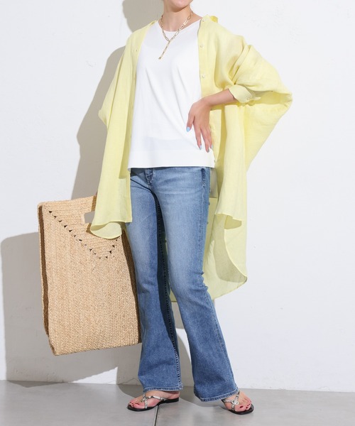 OUVRAGE CLASSE（ウヴラージュクラス）の「リネンカラービッグシャツ（シャツ/ブラウス・レディース・ラベンダー/イエロー/ホワイト/ベージュ・FREE）」の16枚目の写真