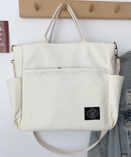 LUGG NAGG(ラグナグ)の「キャンバス2wayトートバッグ ショルダーストラップ付き(トートバッグ・レディース・ブラック/ベージュ/ブラック系その他/ネイビー/ブラウン系その他/オフホワイト/マスタード/ホワイト系その他/ライトブルー・FREE)」の4枚目の写真