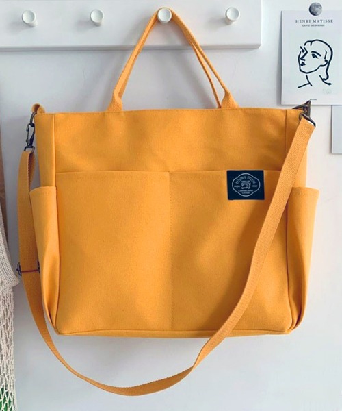 LUGG NAGG(ラグナグ)の「キャンバス2wayトートバッグ ショルダーストラップ付き(トートバッグ・レディース・ブラック/ベージュ/ブラック系その他/ネイビー/ブラウン系その他/オフホワイト/マスタード/ホワイト系その他/ライトブルー・FREE)」の9枚目の写真