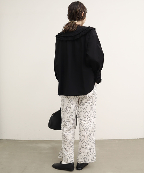 I am I in fact...（アイアムアイインファクト）の「ZAG ZAG pleats blouse（シャツ/ブラウス・レディース・ホワイト/ブラック/パープル・FREE）」の17枚目の写真