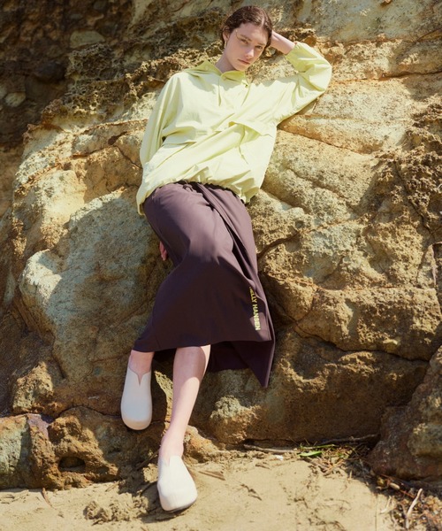 HELLY HANSEN(ヘリーハンセン)の「【emmi×HELLY HANSEN】W Water Rashguard Skirt(スカート・レディース・ブラウン・MEDIUM/LARGE)」の5枚目の写真