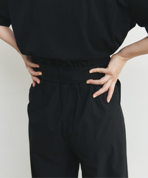 CEL ANSWER（シーイーエルアンサー）の「ハイウエストタックパンツ（スラックス・レディース・チャコールグレー/ブラック・FREE/S）」の11枚目の写真