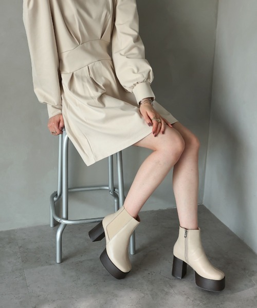 VIVIAN（ヴィヴィアン）の「厚底プラットフォームサイドゴアショートブーツ ZOZOTOWN+オフィシャルサイト限定商品（ブーツ・レディース・ベージュ/ブラウン/ブラック・LL/M/S/L）」の6枚目の写真