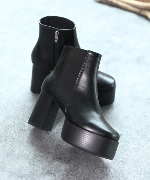 VIVIAN（ヴィヴィアン）の「厚底プラットフォームサイドゴアショートブーツ ZOZOTOWN+オフィシャルサイト限定商品（ブーツ・レディース・ベージュ/ブラウン/ブラック・LL/M/S/L）」の8枚目の写真