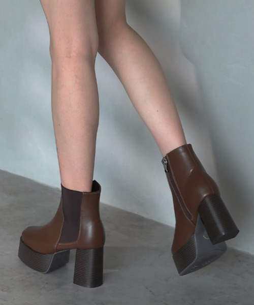VIVIAN（ヴィヴィアン）の「厚底プラットフォームサイドゴアショートブーツ ZOZOTOWN+オフィシャルサイト限定商品（ブーツ・レディース・ベージュ/ブラウン/ブラック・LL/M/S/L）」の15枚目の写真