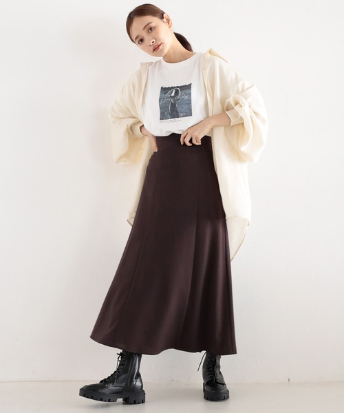mysty woman(ミスティウーマン)の「ジャガード柄ビッグシャツ 162692(シャツ/ブラウス・レディース・ブラック/ベージュ/ホワイト系その他・FREE)」の4枚目の写真
