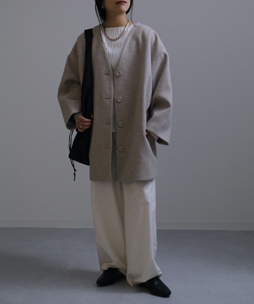 ap retro(アプレトロ)の「ノーカラーVネックミディコート(ノーカラーコート・レディース・ブラック/ベージュ/アイボリー・FREE)」の19枚目の写真