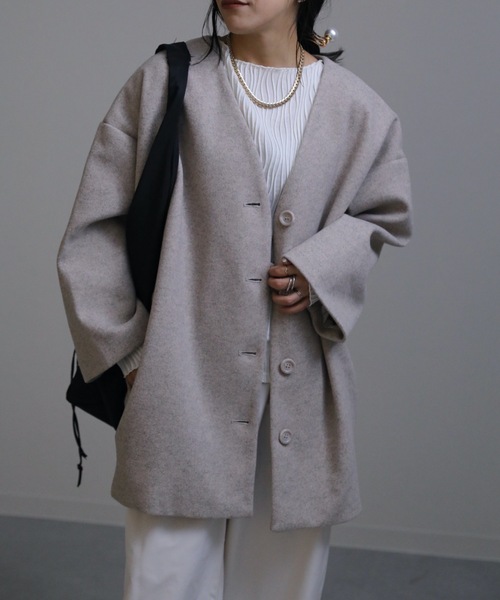 ap retro(アプレトロ)の「ノーカラーVネックミディコート(ノーカラーコート・レディース・ブラック/ベージュ/アイボリー・FREE)」の14枚目の写真