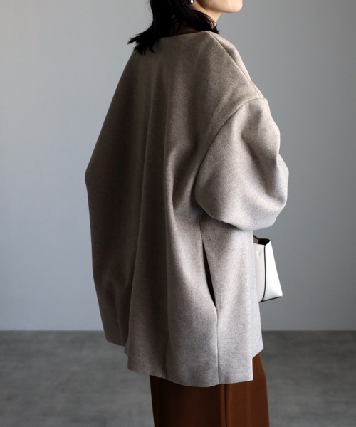 ap retro(アプレトロ)の「ノーカラーVネックミディコート(ノーカラーコート・レディース・ブラック/ベージュ/アイボリー・FREE)」の6枚目の写真