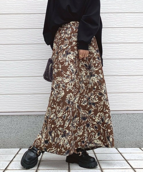 Q(キュー)の「コールフラワースカート(スカート・レディース・ブラック系その他/ブラウン系その他・MEDIUM)」の1枚目の写真