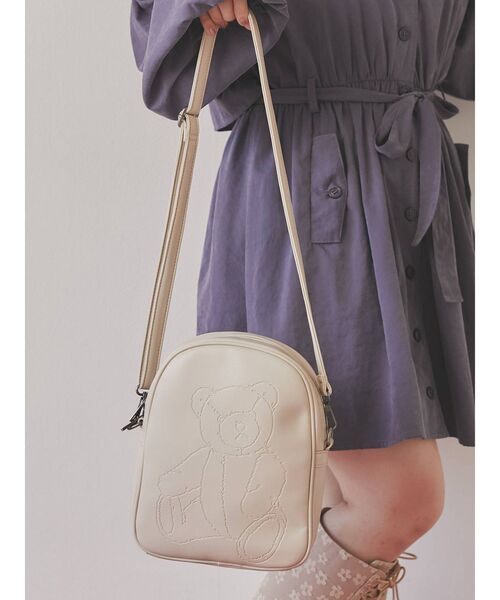 merry jenny（メリージェニー）の「bearショルダーbag（ショルダーバッグ・レディース・アイボリー/ブラウン/ブラック・FREE）」の2枚目の写真