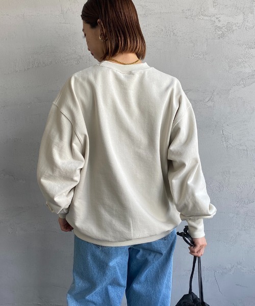 BEN DAVIS（ベンデイビス）の「【WEB限定】[BEN DAVIS/ベンデイビス] カレッジワッペン風ロゴ クルーネックスウェット（スウェット・レディース・グレー/ライトグレー/ネイビー/マスタード・M/L/XL）」の6枚目の写真