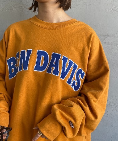 BEN DAVIS（ベンデイビス）の「【WEB限定】[BEN DAVIS/ベンデイビス] カレッジワッペン風ロゴ クルーネックスウェット（スウェット・レディース・グレー/ライトグレー/ネイビー/マスタード・M/L/XL）」の14枚目の写真
