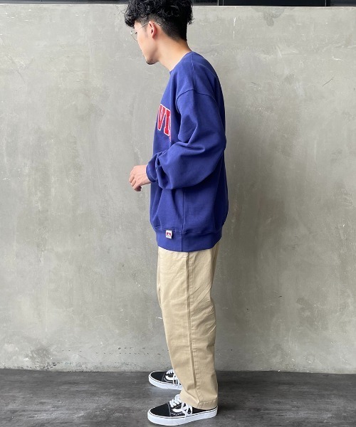 BEN DAVIS（ベンデイビス）の「【WEB限定】[BEN DAVIS/ベンデイビス] カレッジワッペン風ロゴ クルーネックスウェット（スウェット・レディース・グレー/ライトグレー/ネイビー/マスタード・M/L/XL）」の13枚目の写真