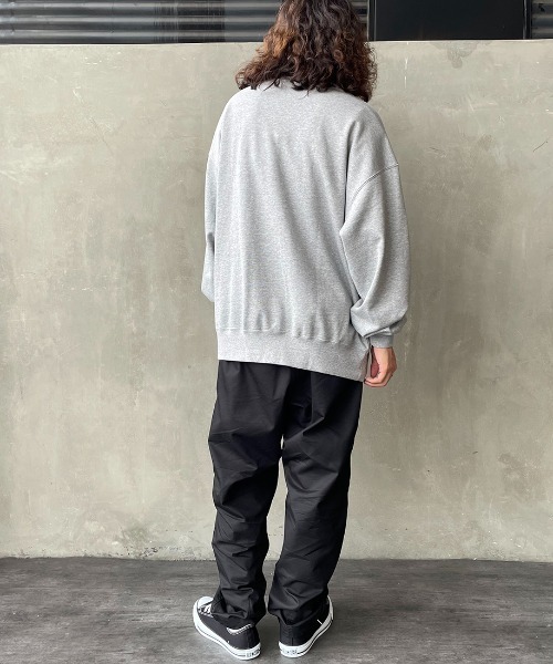 BEN DAVIS（ベンデイビス）の「【WEB限定】[BEN DAVIS/ベンデイビス] カレッジワッペン風ロゴ クルーネックスウェット（スウェット・レディース・グレー/ライトグレー/ネイビー/マスタード・M/L/XL）」の21枚目の写真