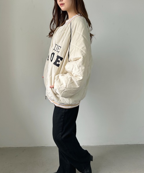 CLEA（クレア）の「フロント刺繍オーバーサイズスタジャン/キルティングブルゾン（スタジャン・レディース・アイボリー/ブラック・FREE）」の8枚目の写真