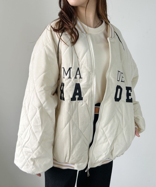 CLEA（クレア）の「フロント刺繍オーバーサイズスタジャン/キルティングブルゾン（スタジャン・レディース・アイボリー/ブラック・FREE）」の16枚目の写真