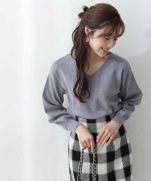 PROPORTION BODY DRESSING（プロポーションボディドレッシング）の「Ｖネック総針ドルマンニット / 1212270022（ニット/セーター・レディース・オフホワイト/ピンク/ダークグレー/ブルー系その他・SMALL/MEDIUM）」の5枚目の写真