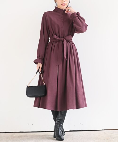 rps（アールピーエス）の「フリルネックキャンディー袖ワンピース（ワンピース・レディース・ボルドー/チャコールグレー/ベージュ・フリー）」の3枚目の写真