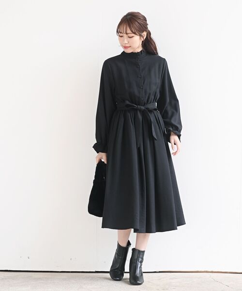 rps（アールピーエス）の「フリルネックキャンディー袖ワンピース（ワンピース・レディース・ボルドー/チャコールグレー/ベージュ・フリー）」の7枚目の写真