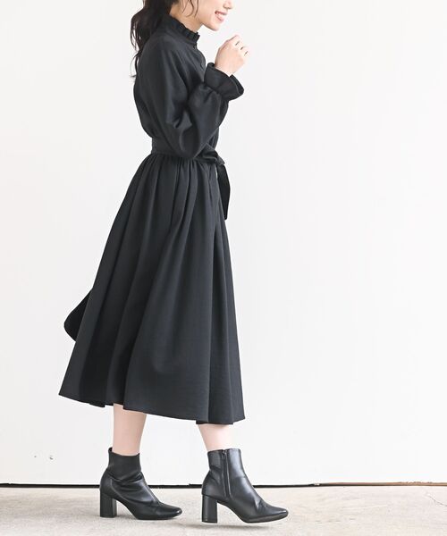 rps（アールピーエス）の「フリルネックキャンディー袖ワンピース（ワンピース・レディース・ボルドー/チャコールグレー/ベージュ・フリー）」の11枚目の写真