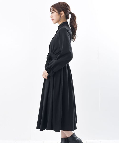 rps（アールピーエス）の「フリルネックキャンディー袖ワンピース（ワンピース・レディース・ボルドー/チャコールグレー/ベージュ・フリー）」の14枚目の写真