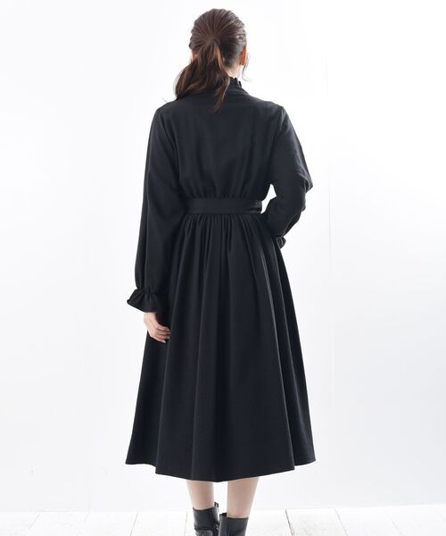 rps（アールピーエス）の「フリルネックキャンディー袖ワンピース（ワンピース・レディース・ボルドー/チャコールグレー/ベージュ・フリー）」の22枚目の写真