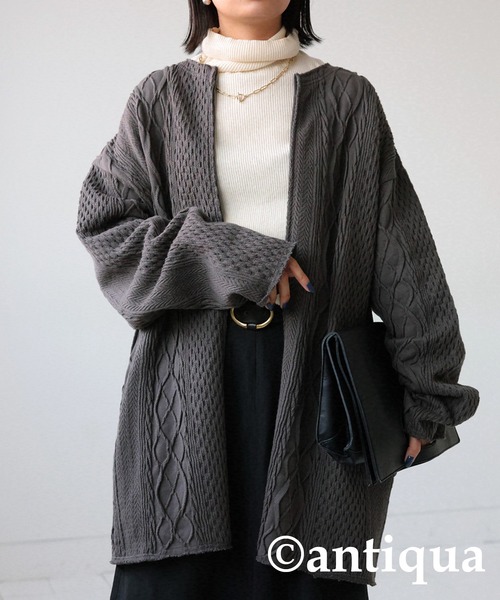 antiqua(アンティカ)の「綿100%ケーブルジャガードカットソー(Tシャツ/カットソー・レディース・スモークグレー/ナチュラル・FREE)」の1枚目の写真
