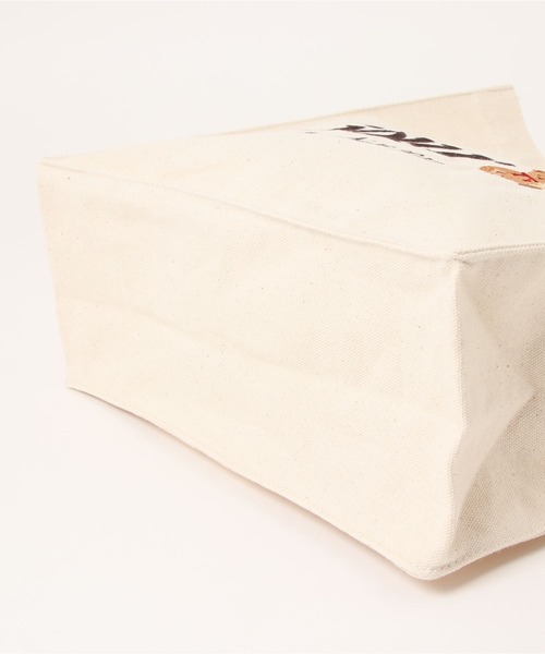 apres jour(アプレジュール)の「【5周年記念アイテム】アプレベアトートバッグ【ZOZOTOWN限定アイテム】(トートバッグ・レディース・アイボリー/オフホワイト/ピンク・FREE)」の11枚目の写真