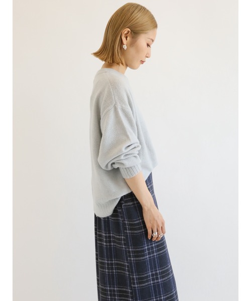 Samansa Mos2 blue(サマンサモスモスブルー)の「ヤクタッチクルーニット(ニット/セーター・レディース・ベージュ/ミント/イエロー/サックスブルー/キナリ・フリ-)」の21枚目の写真