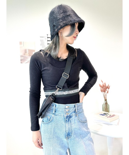 CECIL McBEE（セシルマクビー）の「ニットアンサンブル（ニット/セーター・レディース・ブラック/アイボリー・FREE）」の6枚目の写真