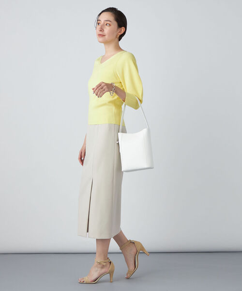 NOLLEY’S Sophi（ノーリーズソフィ）の「ハイスリットペンシルタイトスカート（スカート・レディース・ベビーピンク/ベージュ・36/38/34）」の4枚目の写真