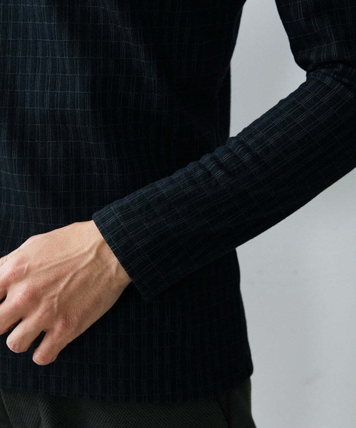 MICHEL KLEIN HOMME   （ミッシェルクランオム）の「【2023年モデル】《日本製》ブロック柄クルーネックカットソー（Tシャツ/カットソー・メンズ・パープル/ホワイト/ブラック・LARGE/MEDIUM/X-LARGE）」の12枚目の写真
