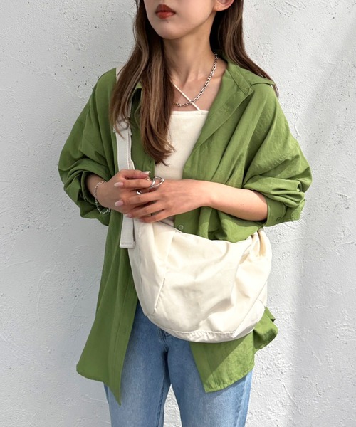 apres jour mignon（アプレジュールミニョン）の「カラーシャツ【ZOZOTOWN限定アイテム】（シャツ/ブラウス・レディース・オフホワイト/ブルー/オレンジ/ピンク/グリーン/アイボリー/ダークパープル/グレー・フリー/X-LARGE）」の19枚目の写真